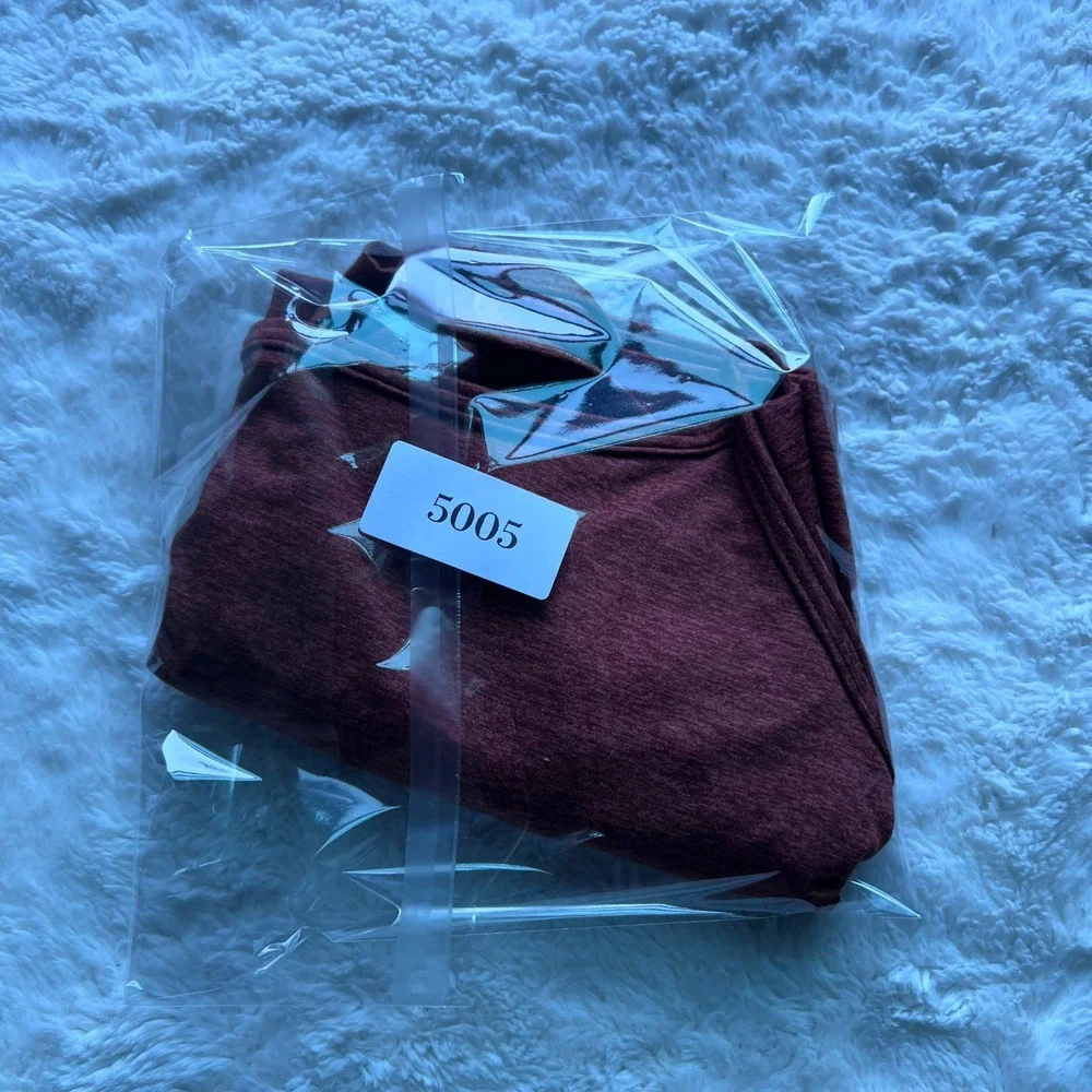 OFFLINE by Aerie The Hugger Recharge Sports Bra Heathered Burgundy Medium NWOT